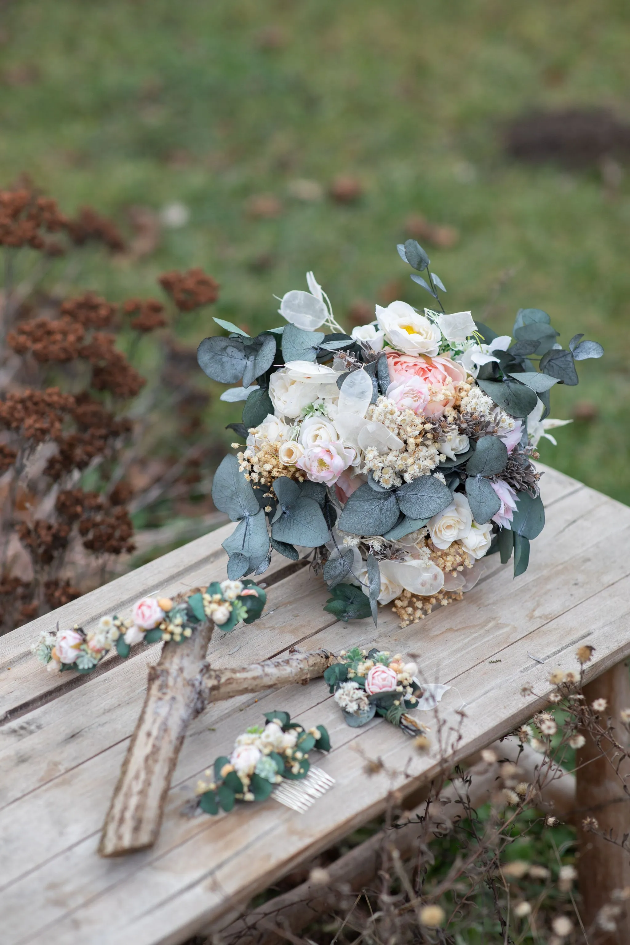 Flower boutonniere with peony Groom corsage Romantic wedding buttonhole Groomsmen corsage Bridal accessories Flower pin for jacket Magaela