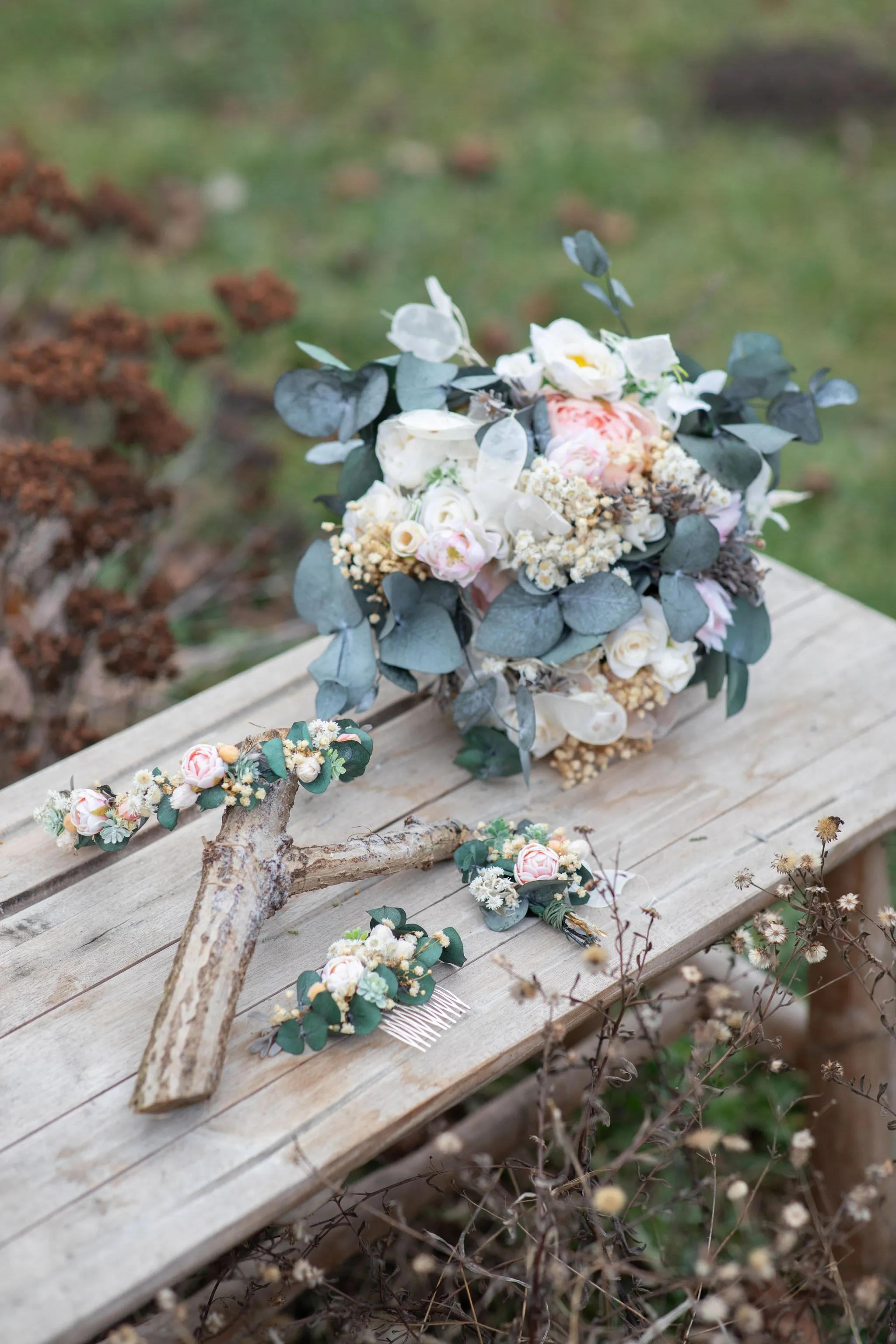 Flower boutonniere with peony Groom corsage Romantic wedding buttonhole Groomsmen corsage Bridal accessories Flower pin for jacket Magaela